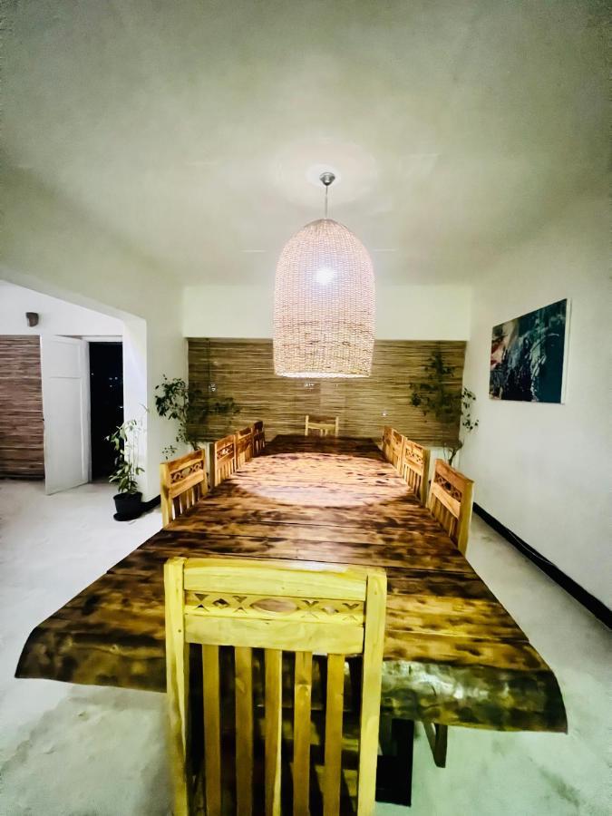Louis Lake Villa Канди Экстерьер фото